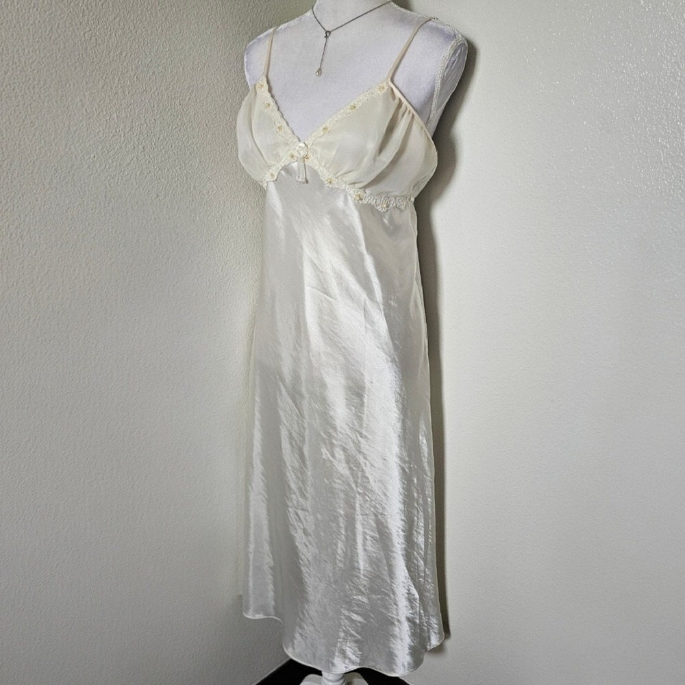 Delicates Vintage Cream Satin Nightgown Lace Pearl Rosette Chemise Slip Dress